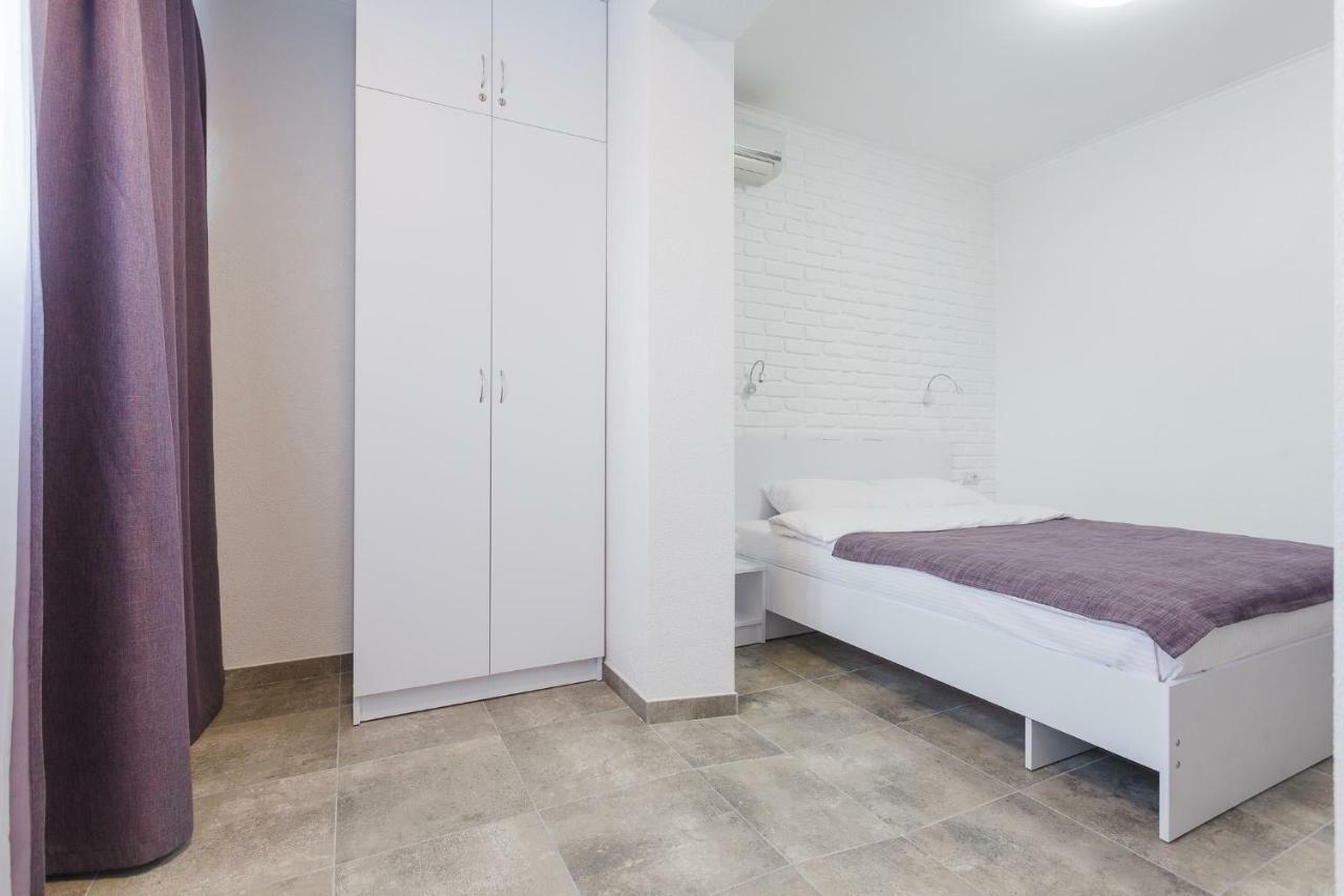 Skyhome Na Nauky Kijev Kültér fotó